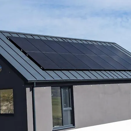 度假居 Leenan At Houses, Pollan Bay 巴利利芬