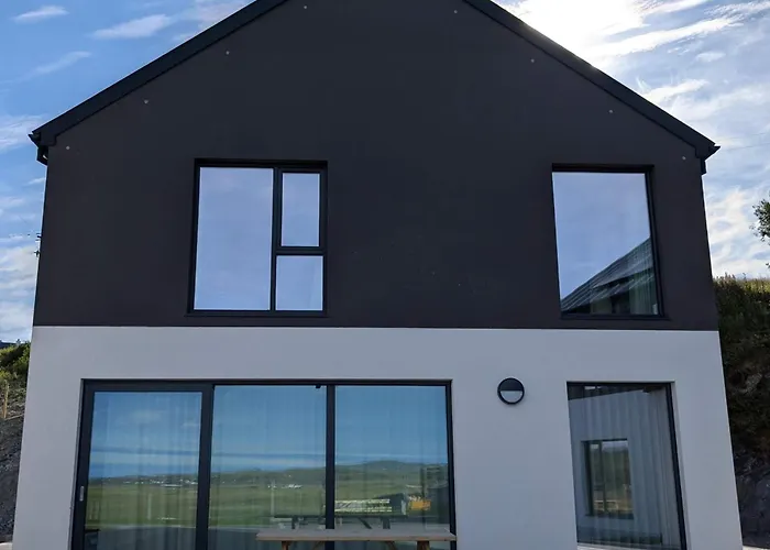 Leenan At Houses, Pollan Bay * Ballyliffin