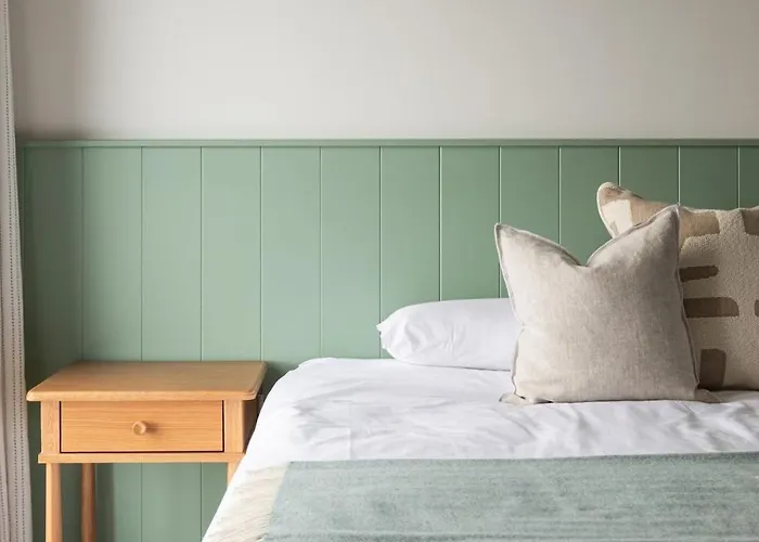 Leenan At Houses, Pollan Bay Vakantiehuis *