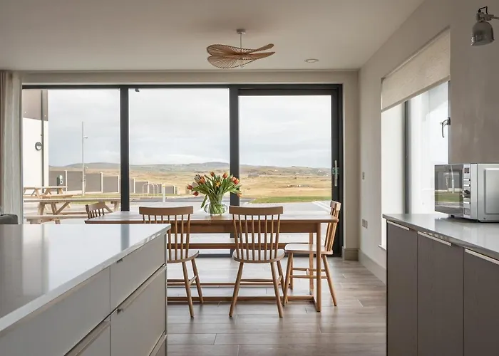 Leenan At Houses, Pollan Bay * Ballyliffin